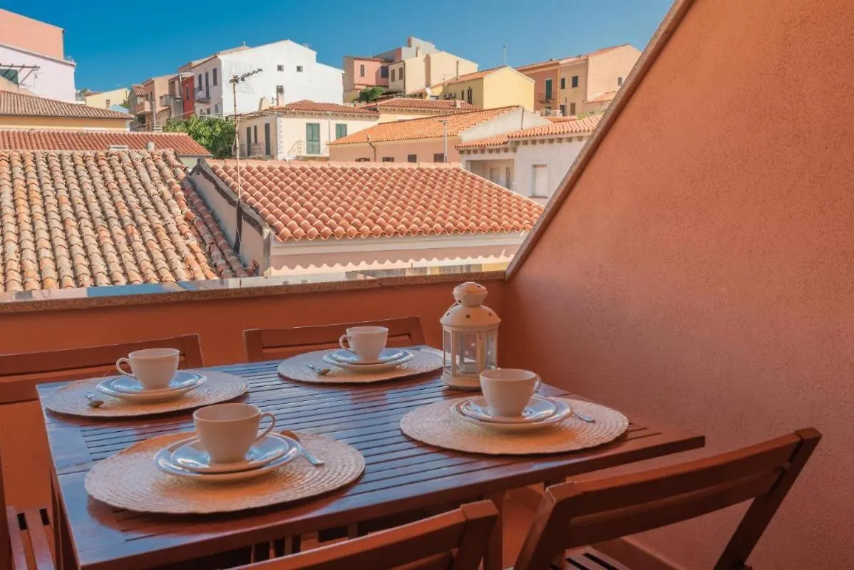 Relaxing Cristal Blu Studio Sleeps 3 Santa Teresa Gallura Apartment