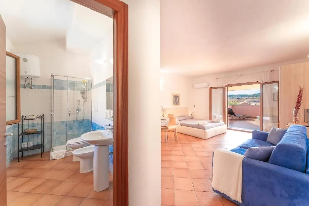 Apartment Relaxing Cristal Blu Studio Sleeps 3 Santa Teresa Gallura